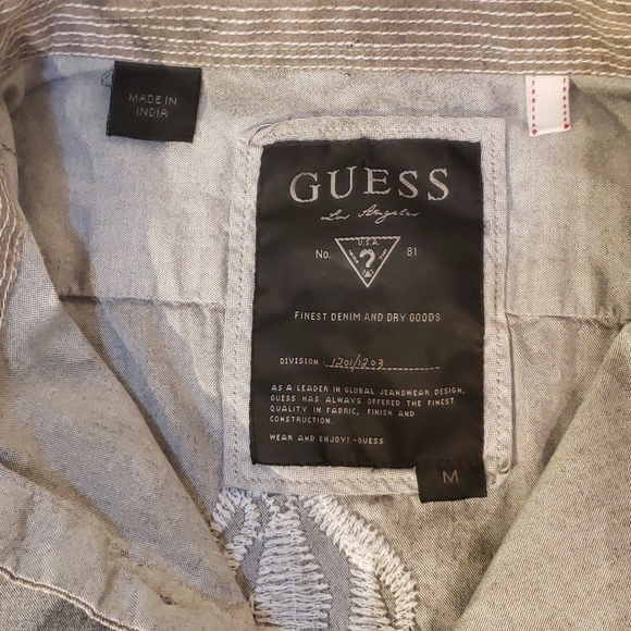 GUESS Grey Embroidered Button Up Shirt Size M - Picture 2 of 7